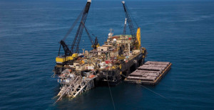 Aerial and onboard activity photos of Semac 1 pipelaying vessel. ExxonMobil's LNG project in Papua New Guinea, December 2011