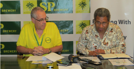 SP Brewery Managing Director Stan Joyce and DAL Department Secretary Dr Vele Pata Ila’ava launch the cassava project. Credit: SP Brewery.