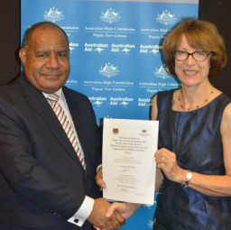 Air Services' Captain Paki and Australian High Commissioner, Deborah Stokes