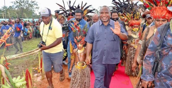 Marape visits Kainantu