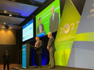 Sir Ano Pala, Mining Minister, announces the extension of the mining lease for Kainantu with John Lewins, CEO of K92 Mining